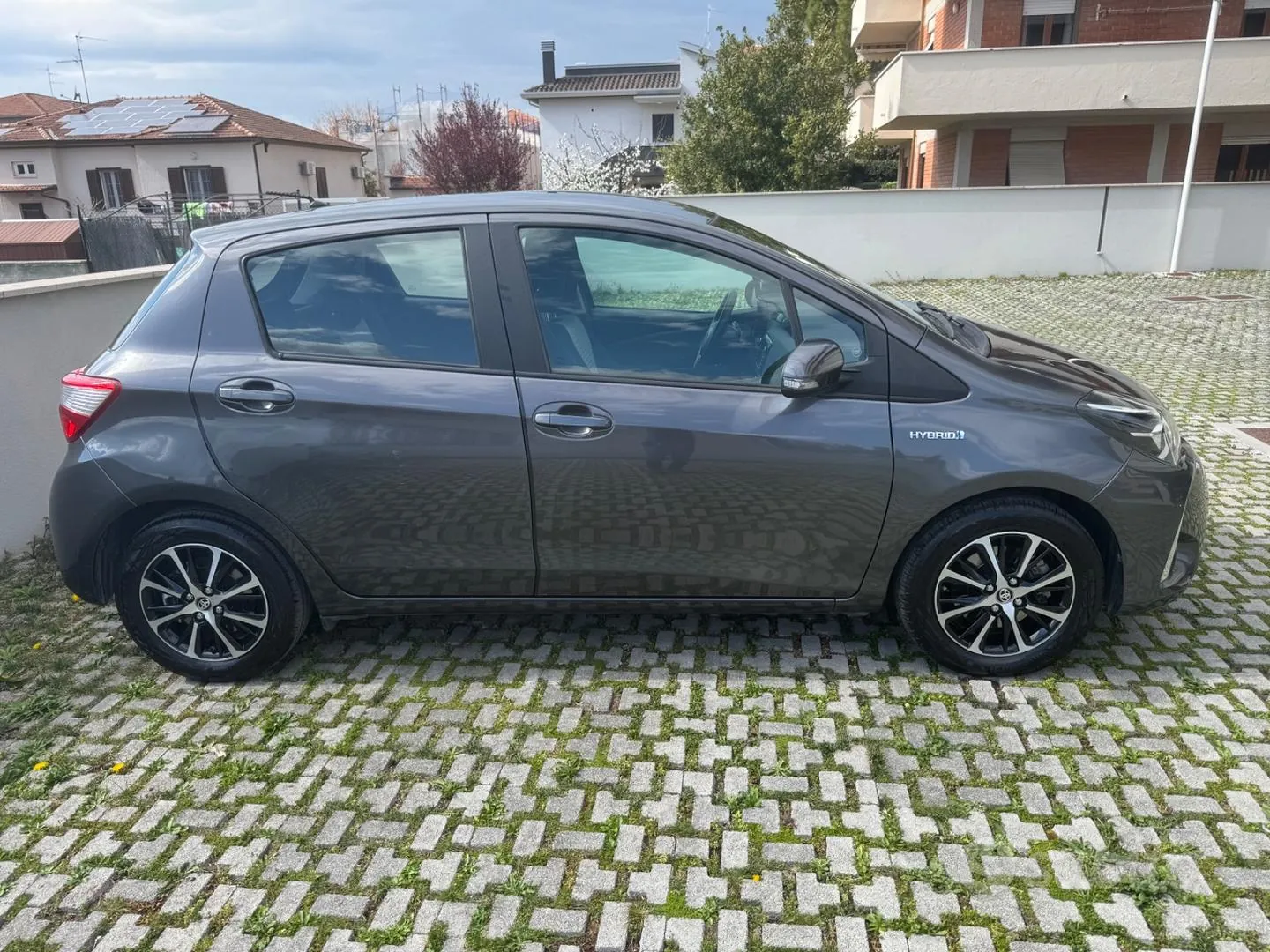Toyota Yaris 2018 photo 3