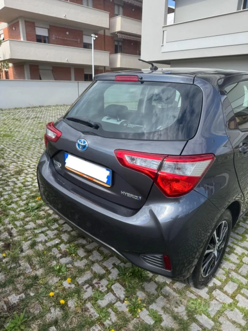 Toyota Yaris 2018 photo 5