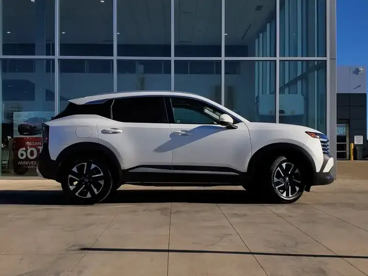 Nissan Kicks 2025 photo 4