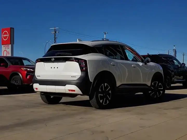 Nissan Kicks 2025 photo 5
