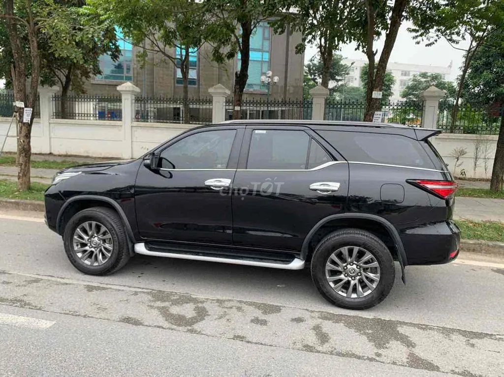 Toyota Fortuner 2021 photo 4