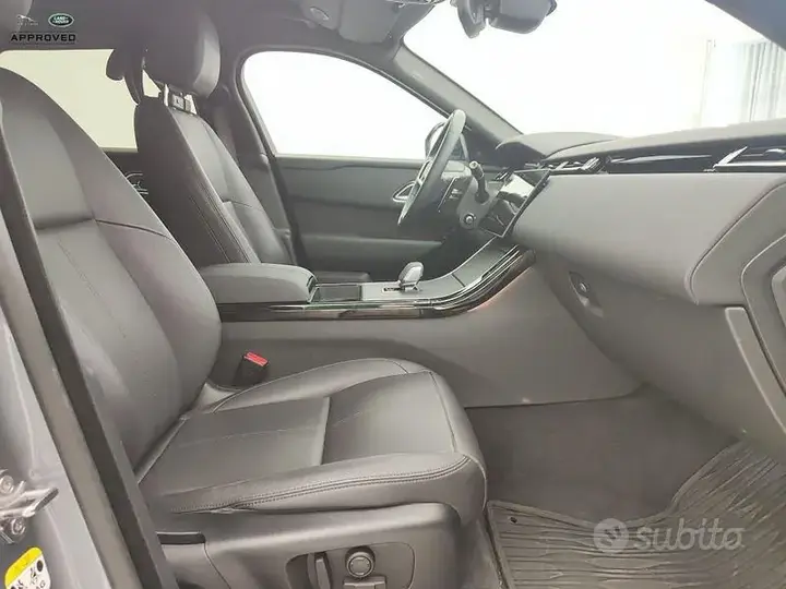 Land Rover Velar 2025 photo 4