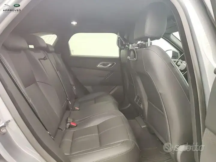 Land Rover Velar 2025 photo 5