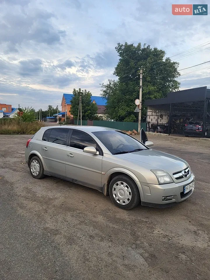 Opel Signum 2004 photo 2