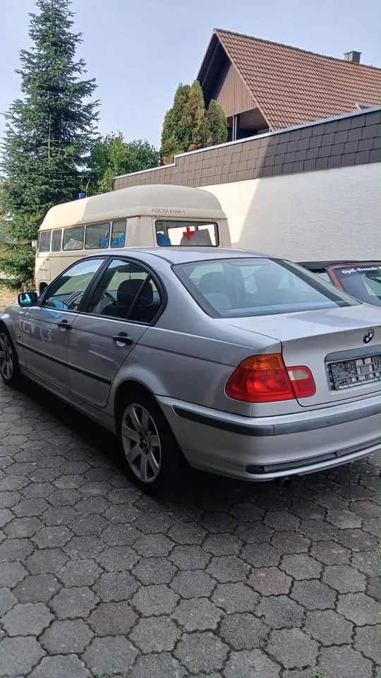 BMW 318I E46