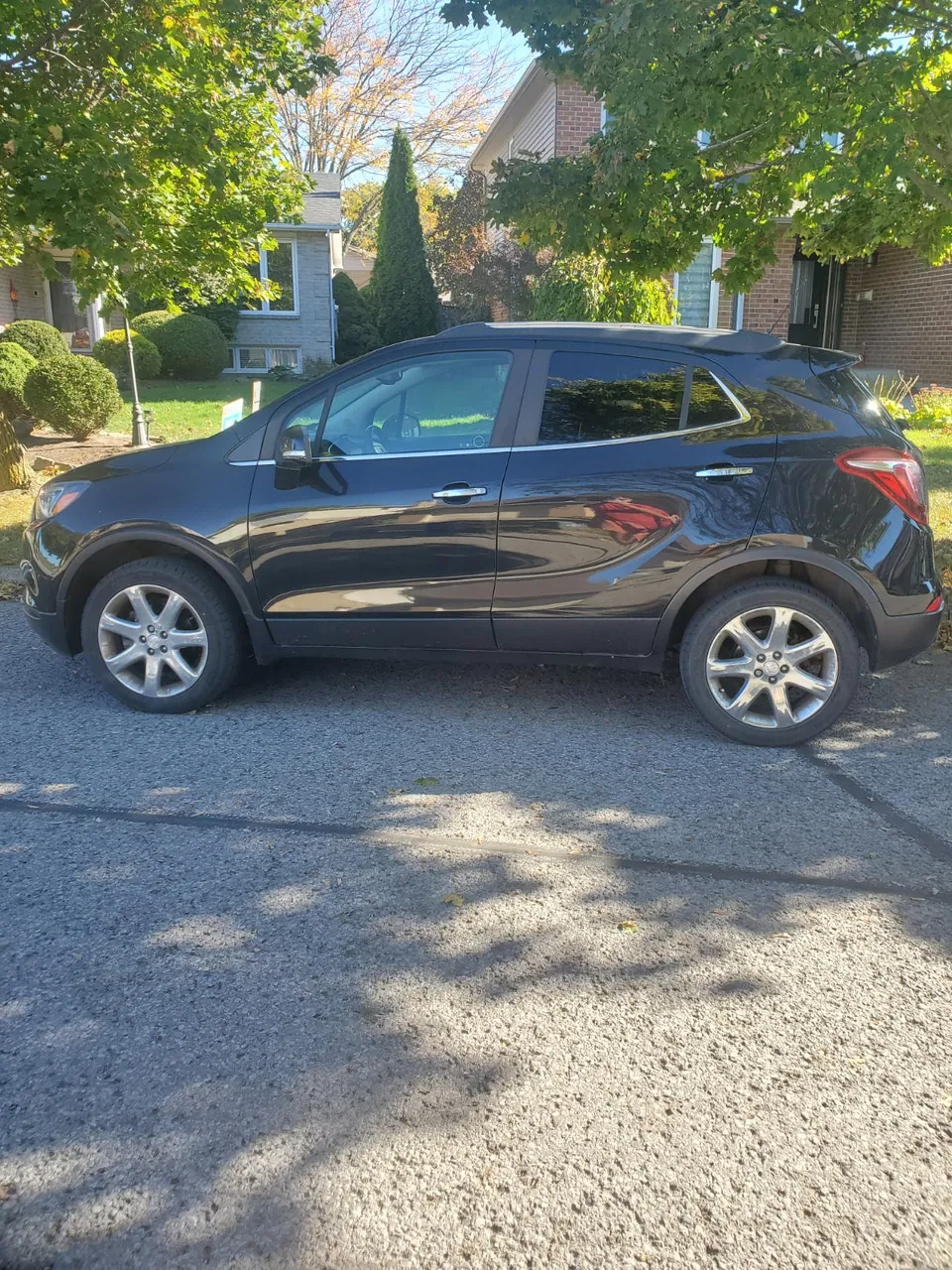 Buick Encore 2017 photo 2