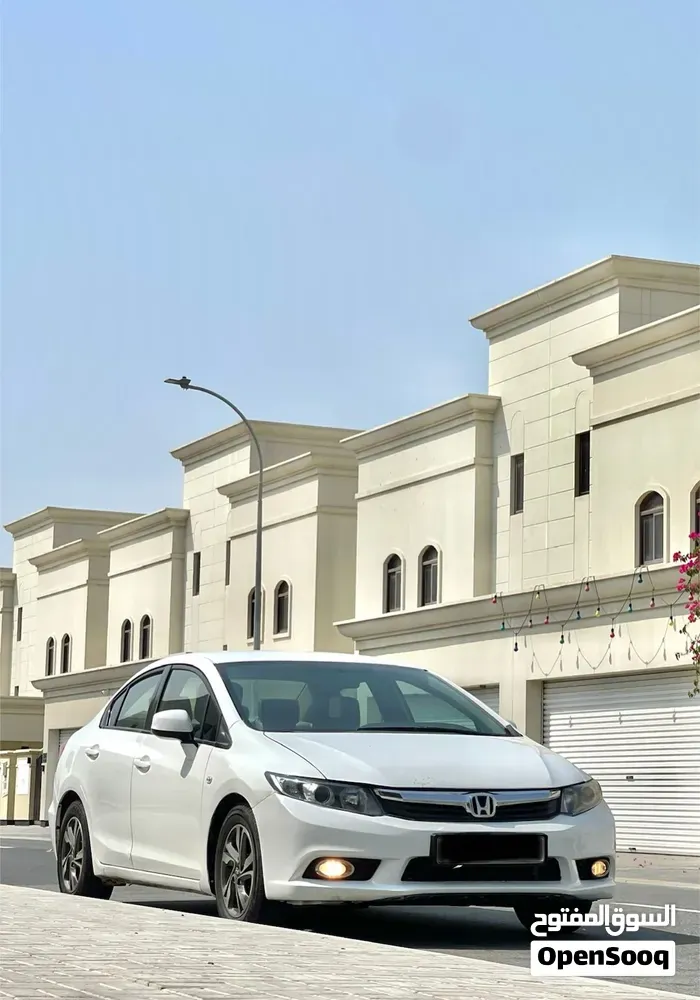 Honda Civic 2012 photo 2