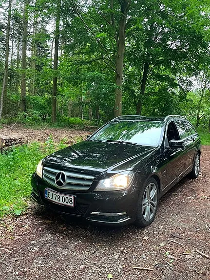 Mercedes-Benz C250