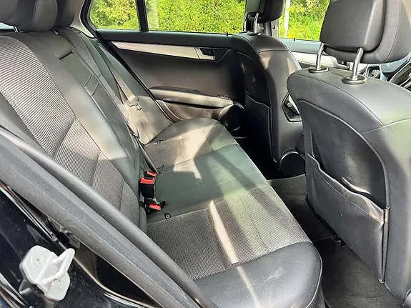 Mercedes-Benz C250 2011 photo 5