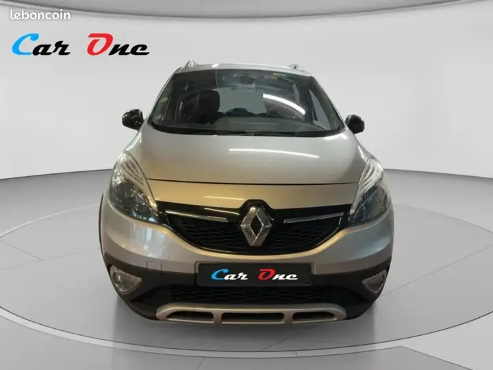 Renault Scenic 2014 photo 2