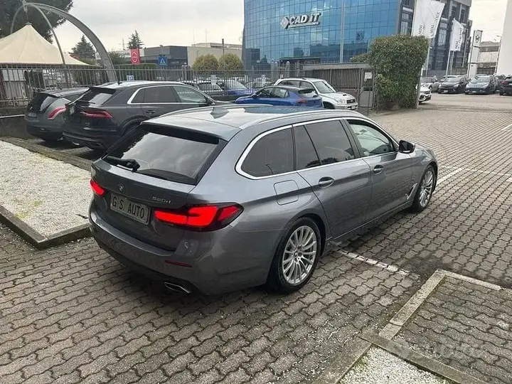 BMW 5 Series 2020 photo 4