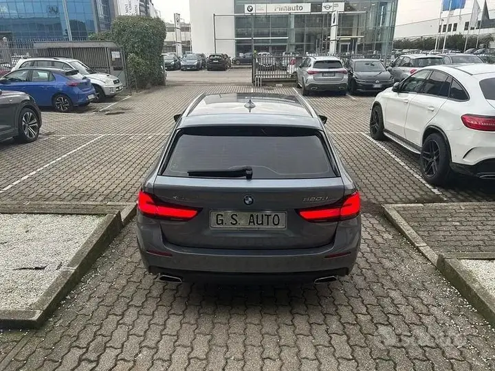 BMW 5 Series 2020 photo 5