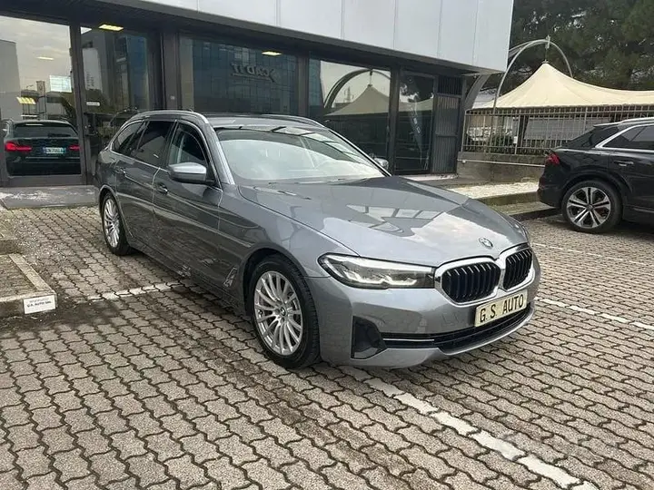 BMW 5 Series 2020 photo 3