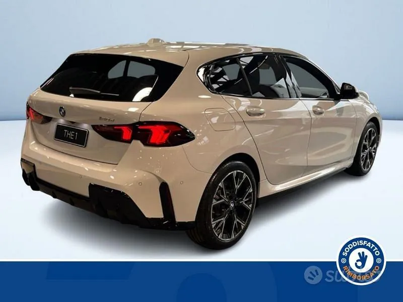 BMW 1 Series 2025 photo 5