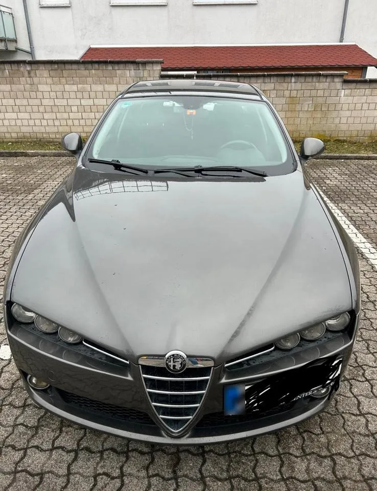 Alfa Romeo 159