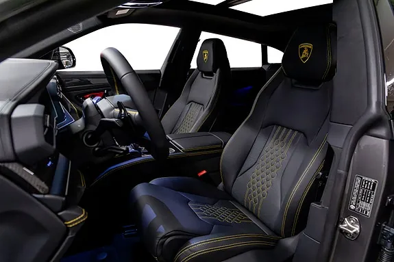 Lamborghini Urus 2026 photo 3