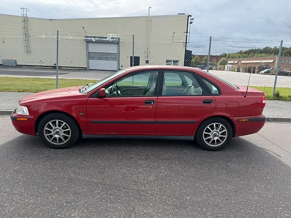 Volvo S40 2004 photo 2