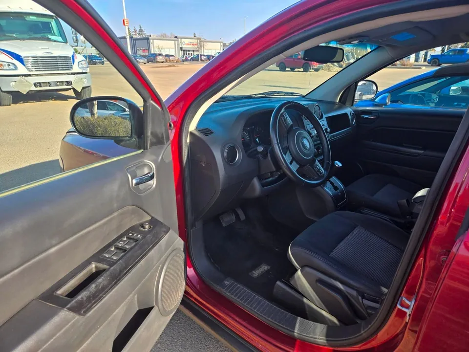 Jeep Compass 2012 photo 5