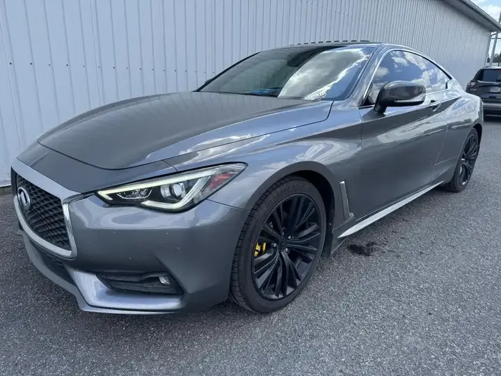 Infiniti Q60 2017 photo 2