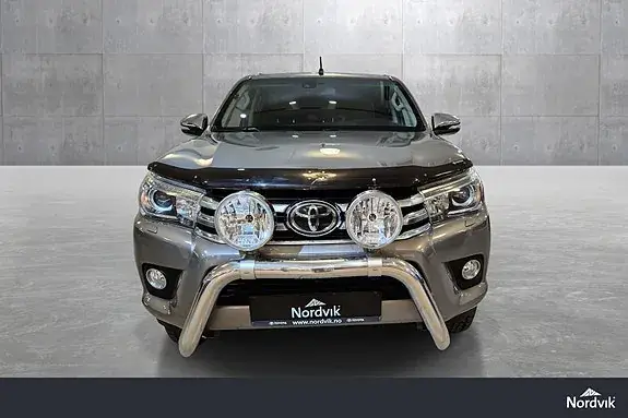 Toyota Hilux 2016 photo 2