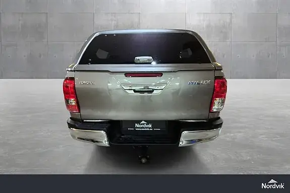 Toyota Hilux 2016 photo 5