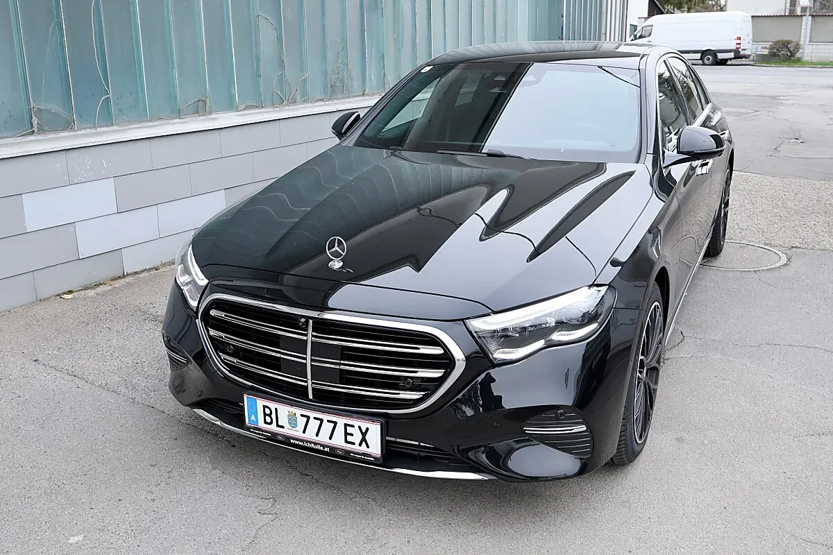 Mercedes-Benz E-Class 2026 photo 3