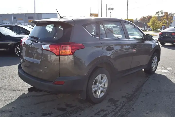 Toyota Rav4 2013 photo 4