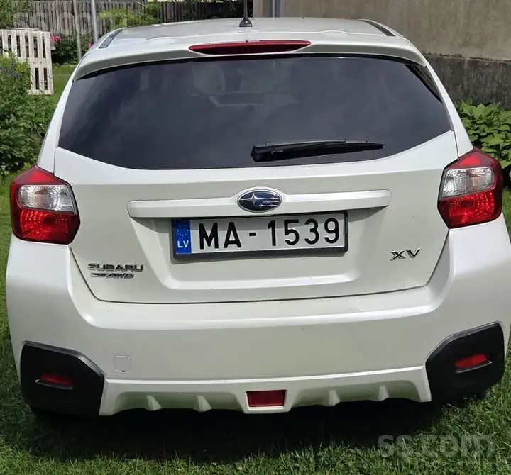 Subaru Xv 2014 photo 3