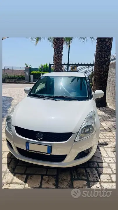 Suzuki Swift 2011 photo 5