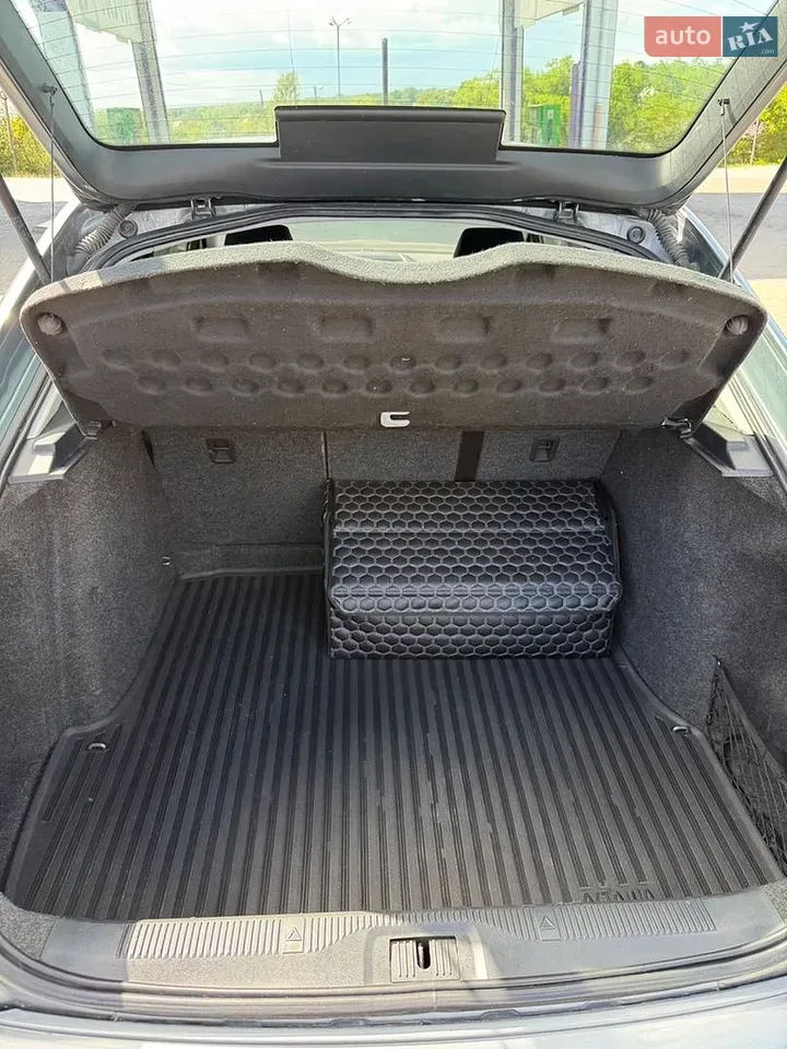 Skoda Octavia 2011 photo 5