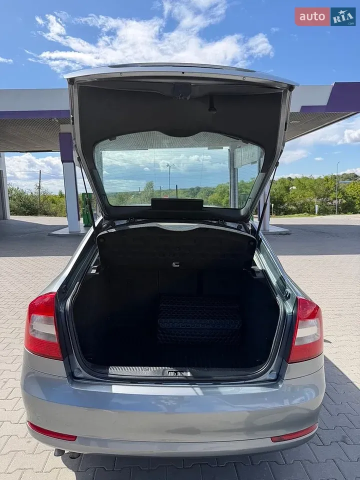 Skoda Octavia 2011 photo 4