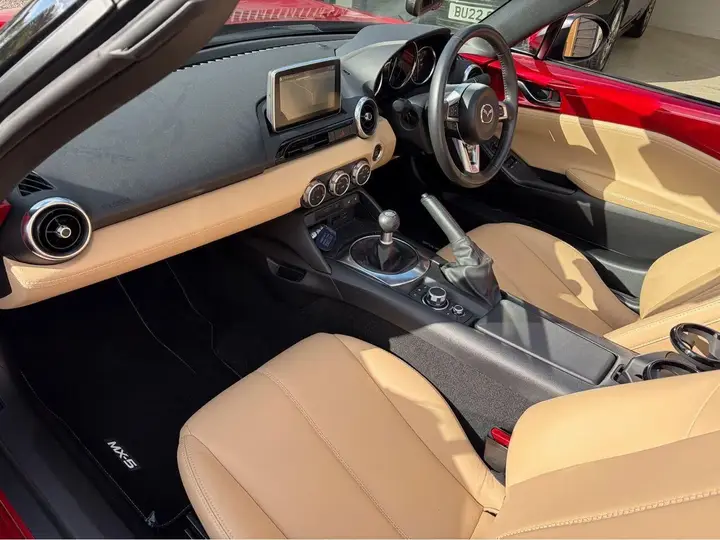 Mazda Mx-5 2015 photo 2