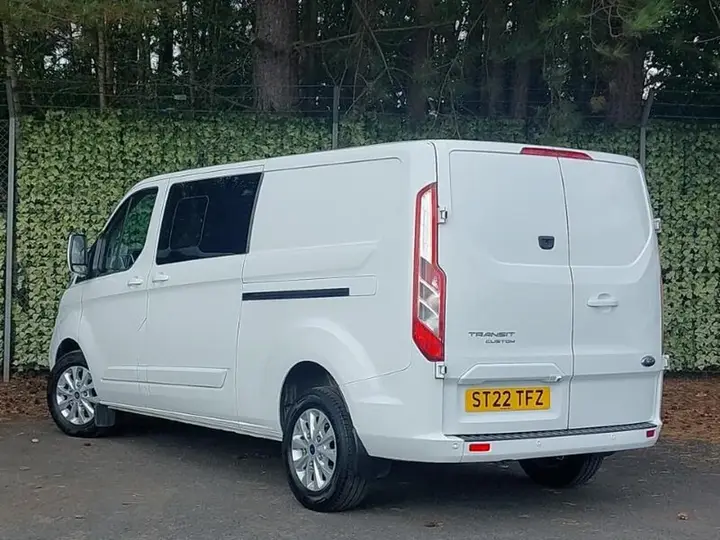 Ford Transit Custom 2022 photo 2