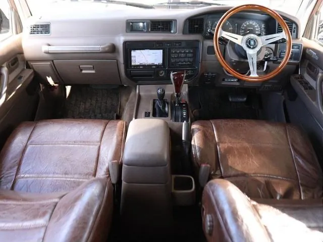 Toyota Land Cruiser 80 1996 photo 3