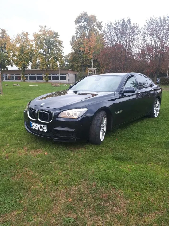 BMW 740