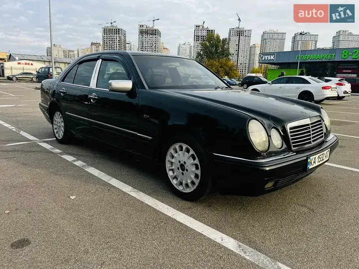 Mercedes-Benz E-Class 1996 photo 2