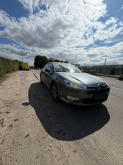 Citroen C5 2009 photo 2