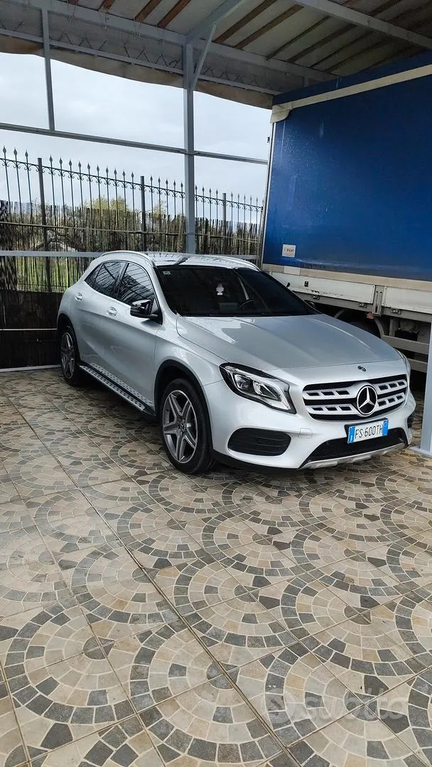 Mercedes-Benz Gla 2018 photo 3