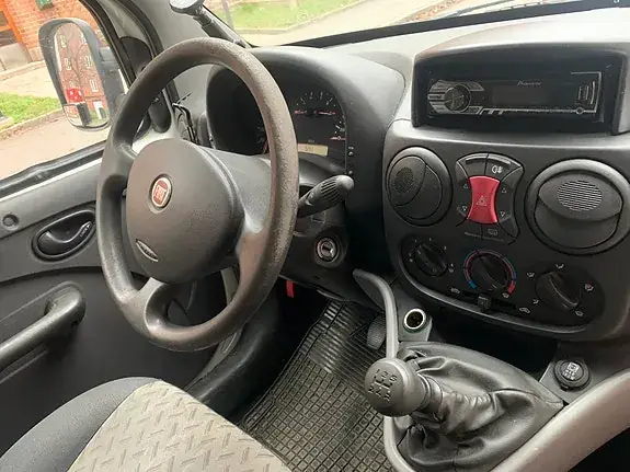 Fiat Doblo 2008 photo 3
