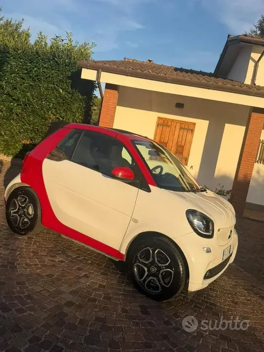 Smart Fortwo 2017 photo 2