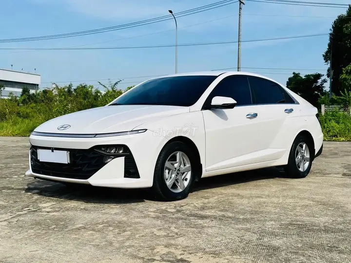 Hyundai Accent 2025 photo 3
