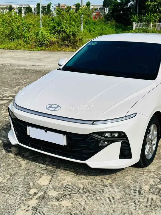 Hyundai Accent 2025 photo 4