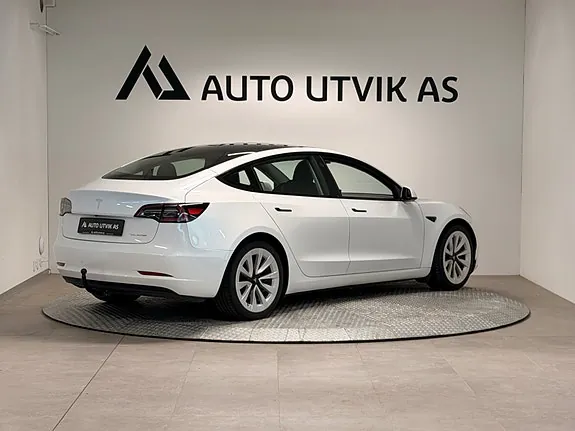 Tesla Model 3 2021 photo 3