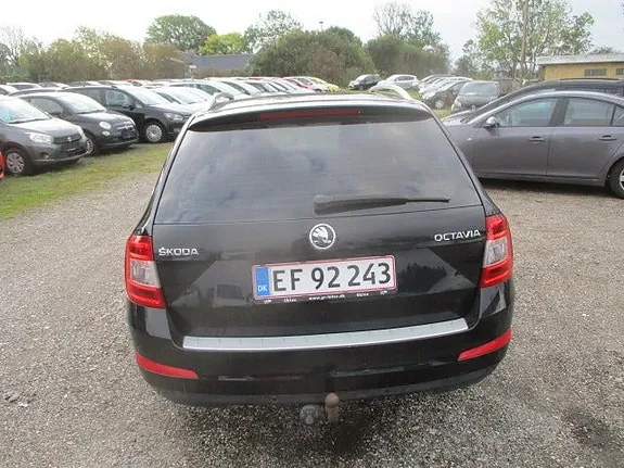 Skoda Octavia 2014 photo 4