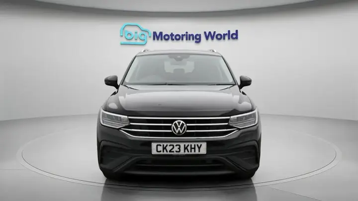 Volkswagen Tiguan Allspace 2023 photo 3