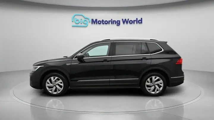 Volkswagen Tiguan Allspace 2023 photo 5