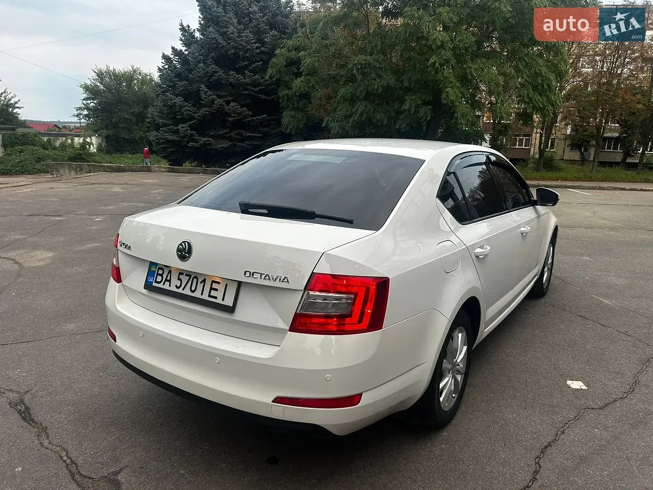 Skoda Octavia 2013 photo 3