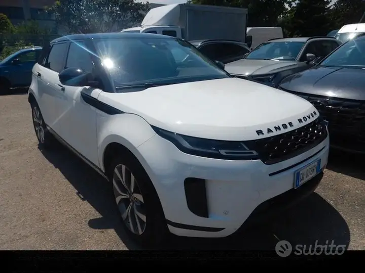 Land Rover Range Rover Evoque 2022 photo 3