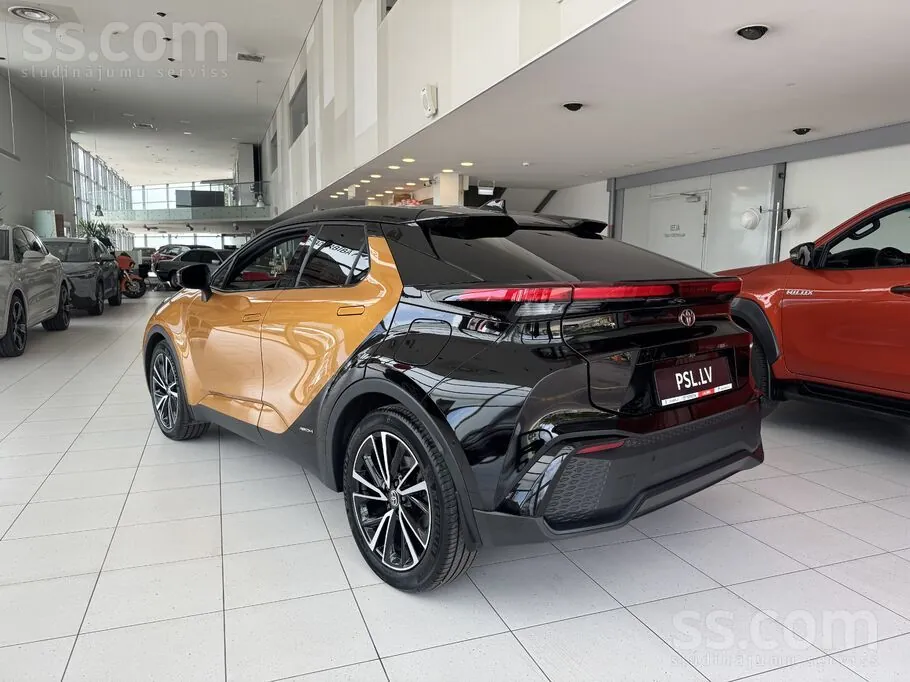 Toyota C-Hr 2024 photo 4