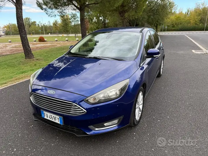 Ford Focus 2015 photo 2